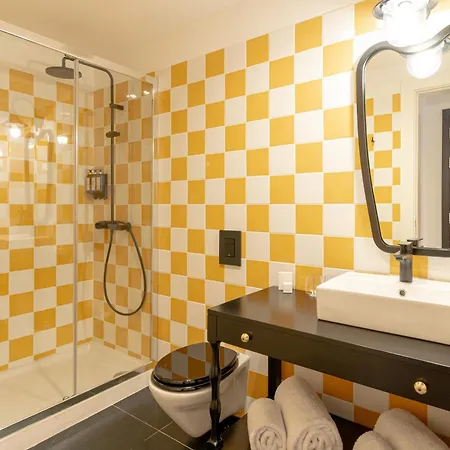 Westlight Madalena ליסבון