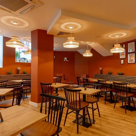 מלון Westlight Madalena 4*