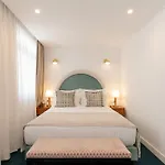 Otel Westlight Madalena
