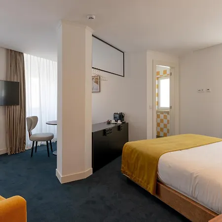 Westlight Madalena 4*