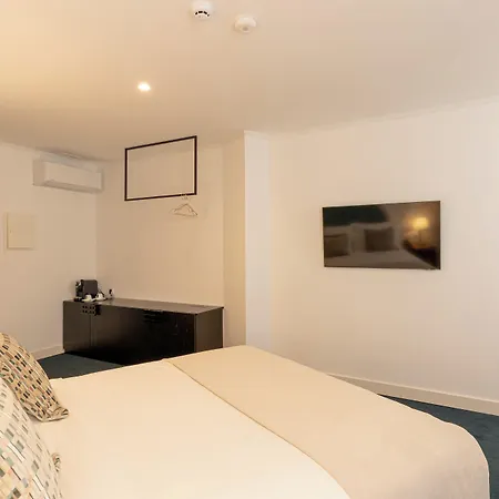 Ξενοδοχείο Westlight Madalena 4*