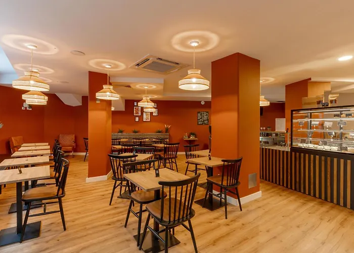 מלון Westlight Madalena 4*