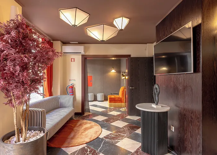 Westlight Madalena Lisbona