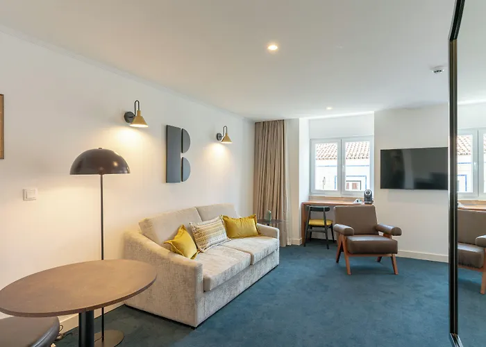 Hotel Westlight Madalena 4*