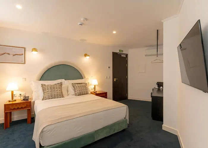 Westlight Madalena 4*