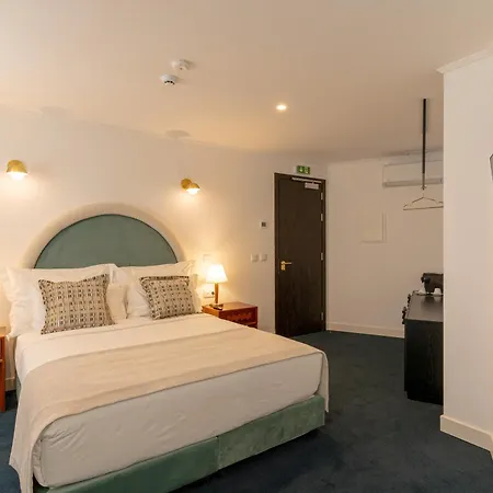 Westlight Madalena 4*