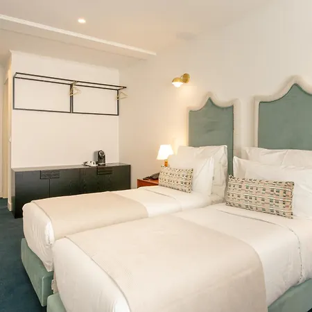 Westlight Madalena Hotel 4*