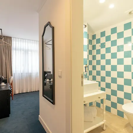 Westlight Madalena 4* Lisbon