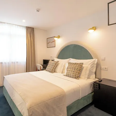 Westlight Madalena Hotel